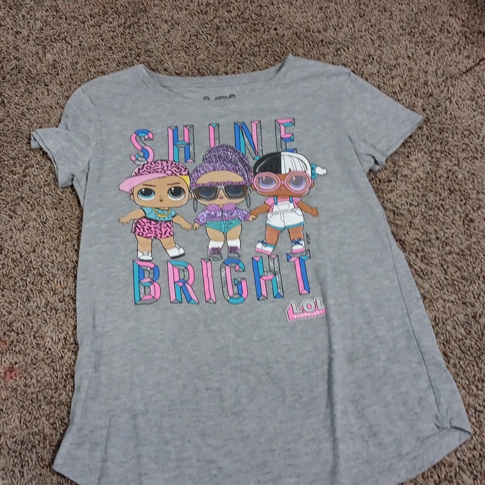 ONE GIRLS LOL DOLL SURPRISE TEE SHIRT